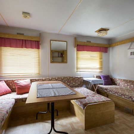 Domek Holenderski W Lukecinie Экстерьер фото